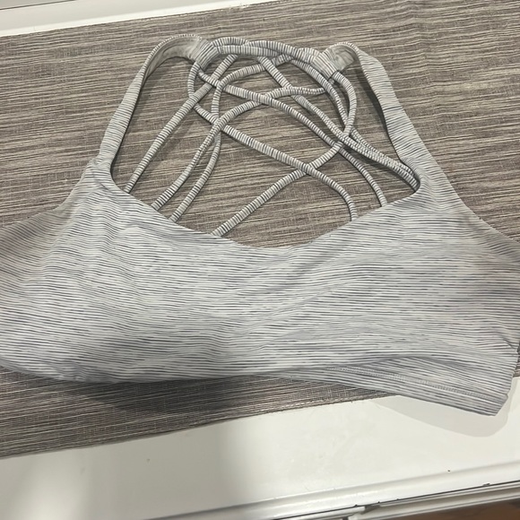 lululemon athletica Other - Lululemon free to be bra